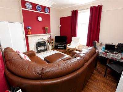 Picture 4